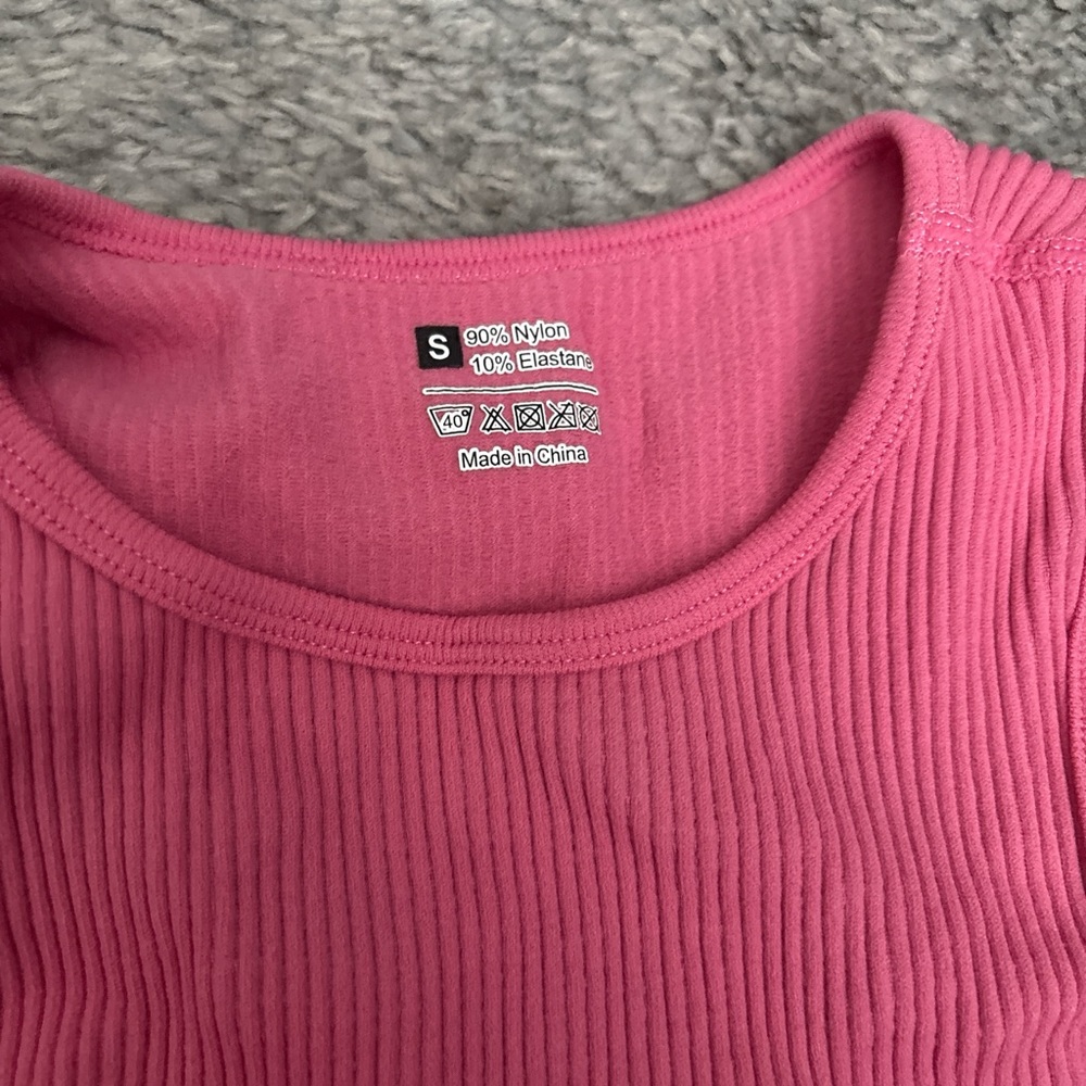 Pink Ribbed Tank Top - Picture 3 of 3